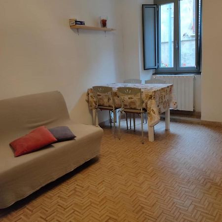 Appartamento A Fosdinovo Exterior photo